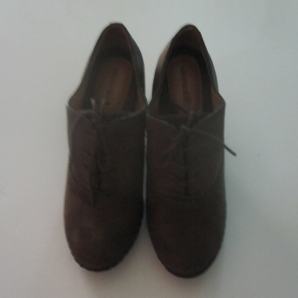 Solesensability Women's Brown Faux Suede Heels 6.5